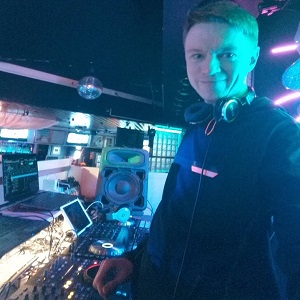 DJ Roni